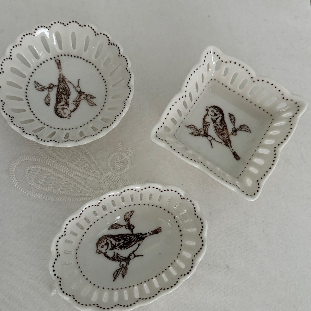 Lot of 4 Ceramic Woodland Animal Trinket Dishes - Picture 2 of 12